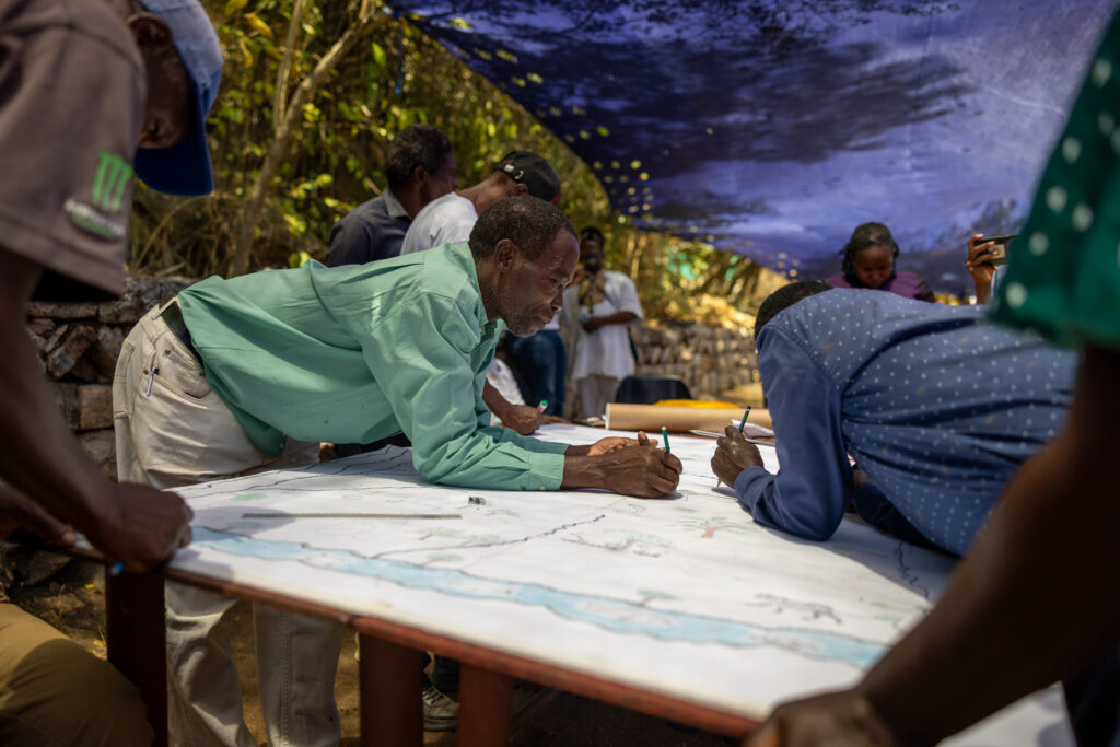 The eco-cultural mapping process underway by Simon de Swardt